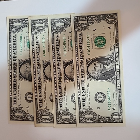 Lot of 4 $1 star note bills #3 - Picture 1 of 2
